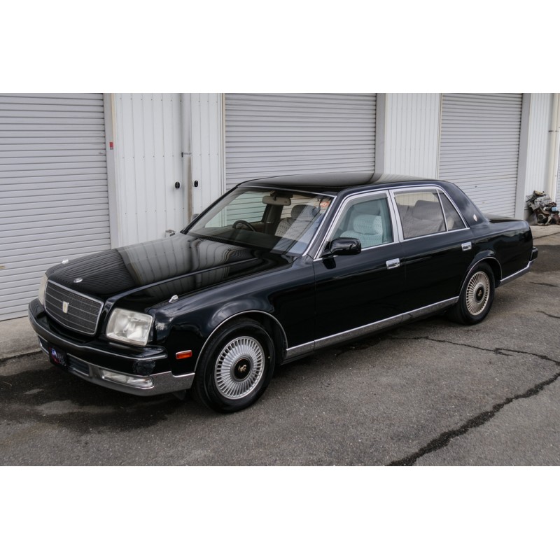 Toyota Century (N.8498) view 11