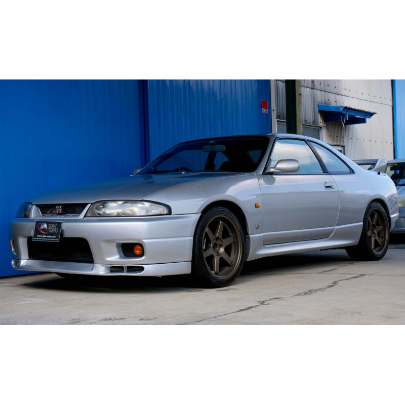 Nissan Skyline GTR R33 for sale JDM EXPO (N.8440) view 5