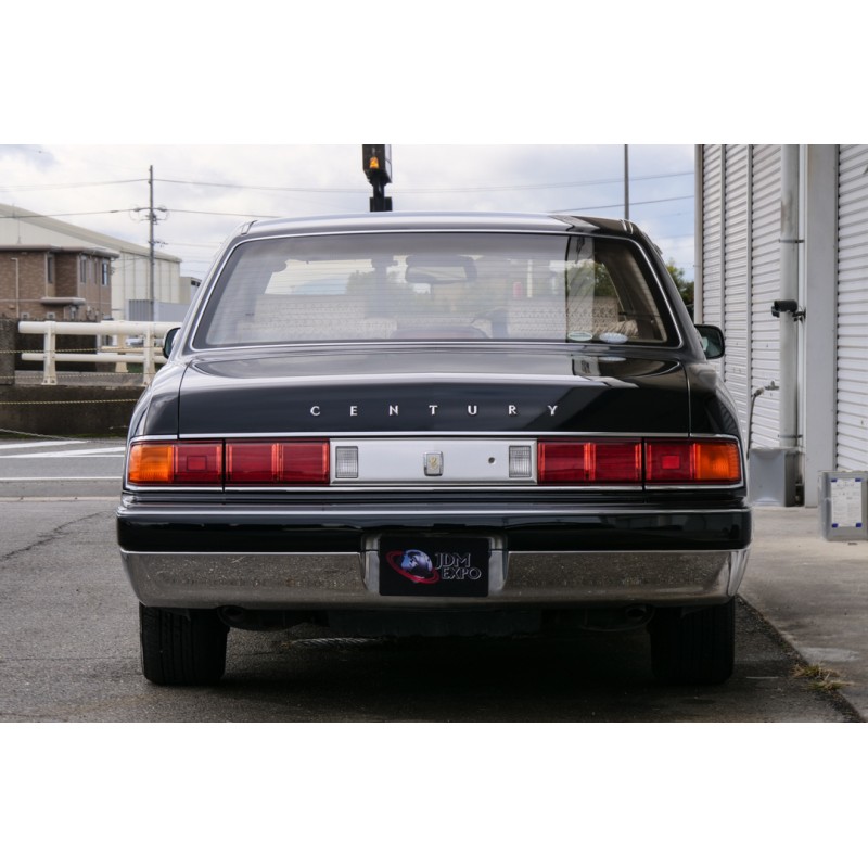 Toyota Century (N.8498) view 5