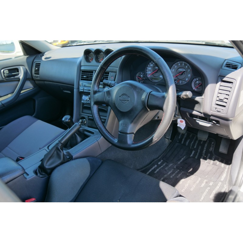 Nissan Skyline 25GTT sedan (N.8526) view 49