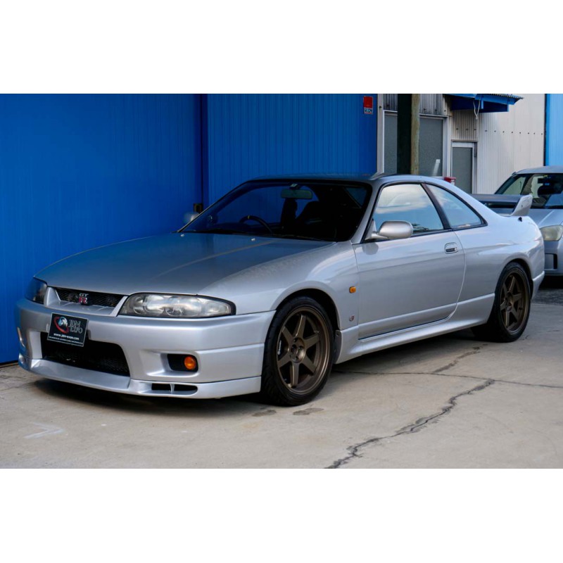 Nissan Skyline GTR R33 for sale JDM EXPO (N.8440) view 4