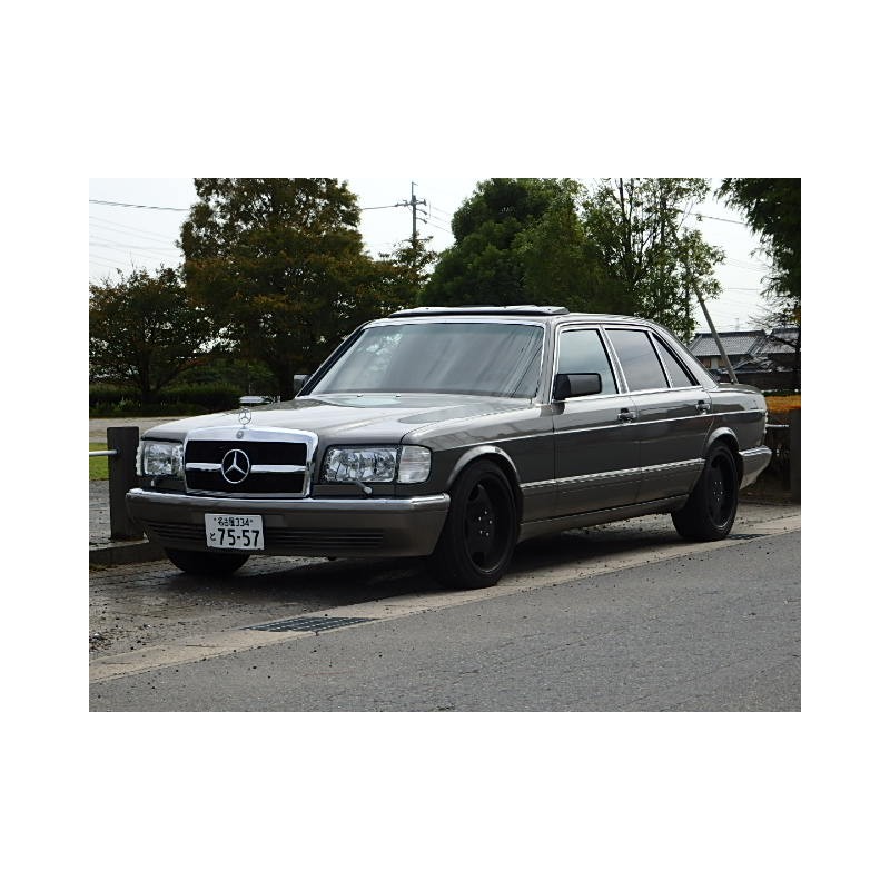 Mercedes Benz for sale at JDM EXPO Japan (N. 7739)
