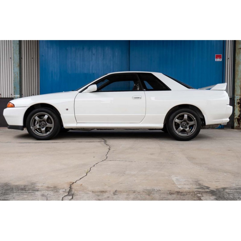 Nissan Skyline GTR R32 (N.8257) SOLD view 4