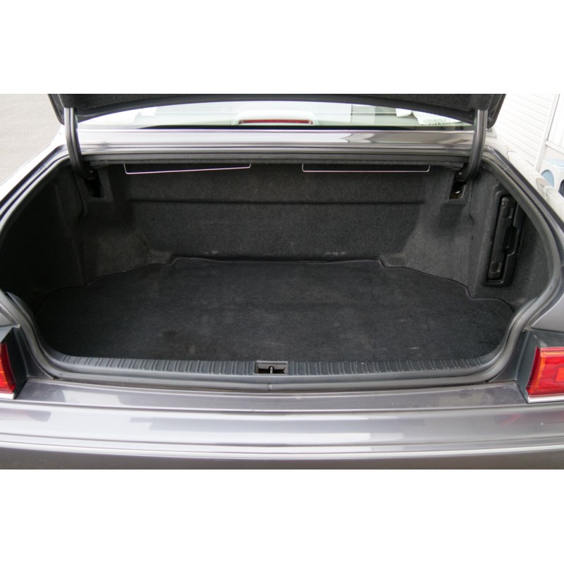Toyota Century (N.8497) view 99