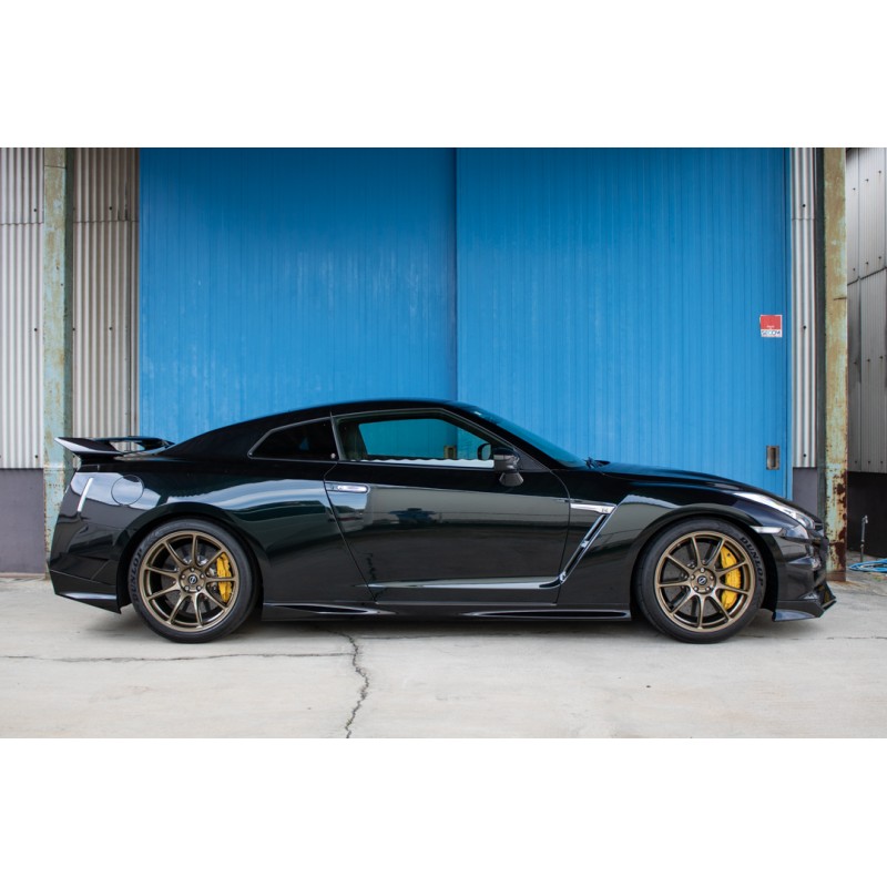 Nissan GT-R T-spec (N.8568) view 12